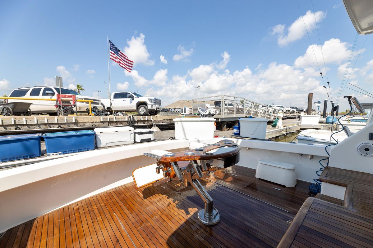 2008 Viking 54 