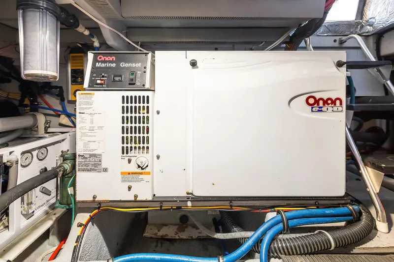 Adventurus Yacht Photos Pics Engine Room