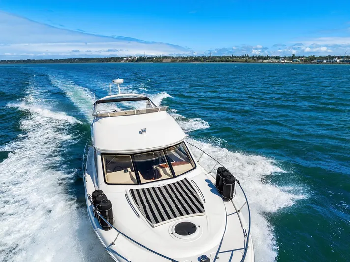 Adventurus Yacht Photos Pics Bow Profile