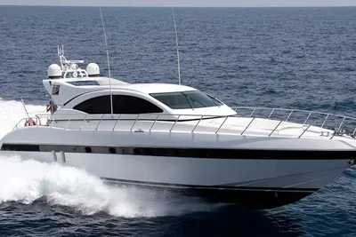 Mangusta 72