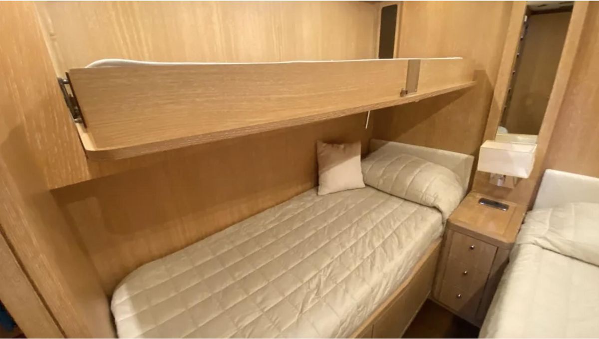 2008 Mangusta 76 