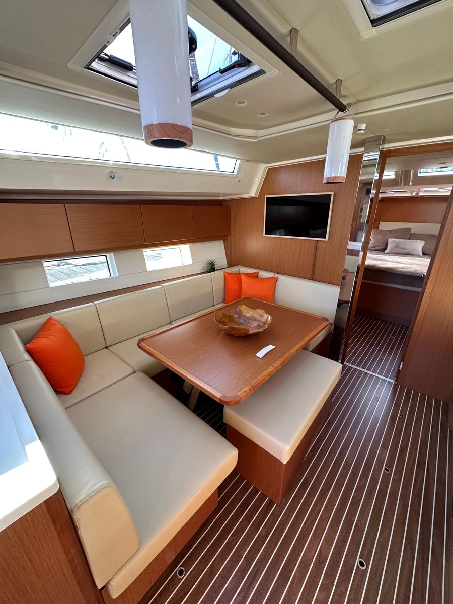 2024 Bavaria 45 