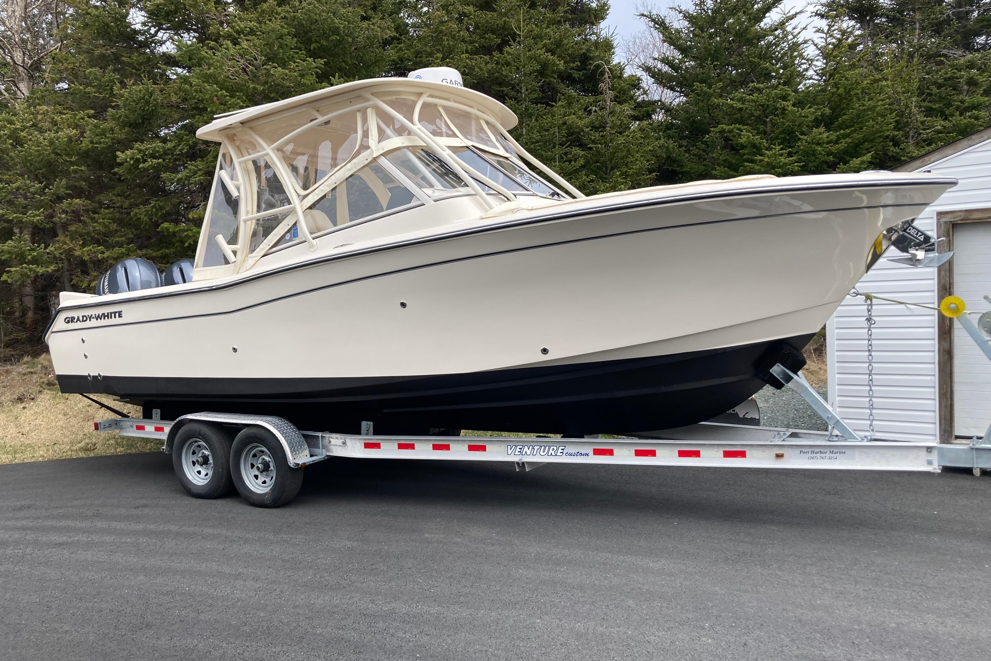 Grady-White Freedom 275