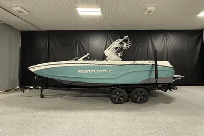 MasterCraft XT22