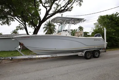 Sea Fox 248 Commander