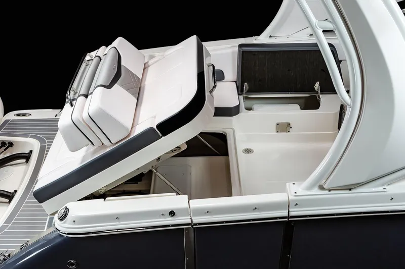  Yacht Photos Pics Manufacturer Provided Image