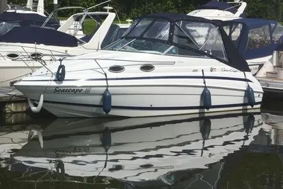 2000 Chris-Craft 248 Express Cruiser