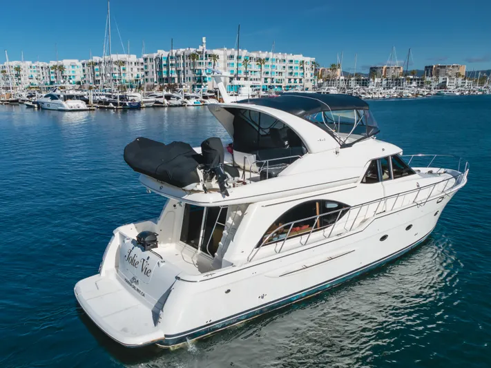 Jolie Vie Yacht Photos Pics 