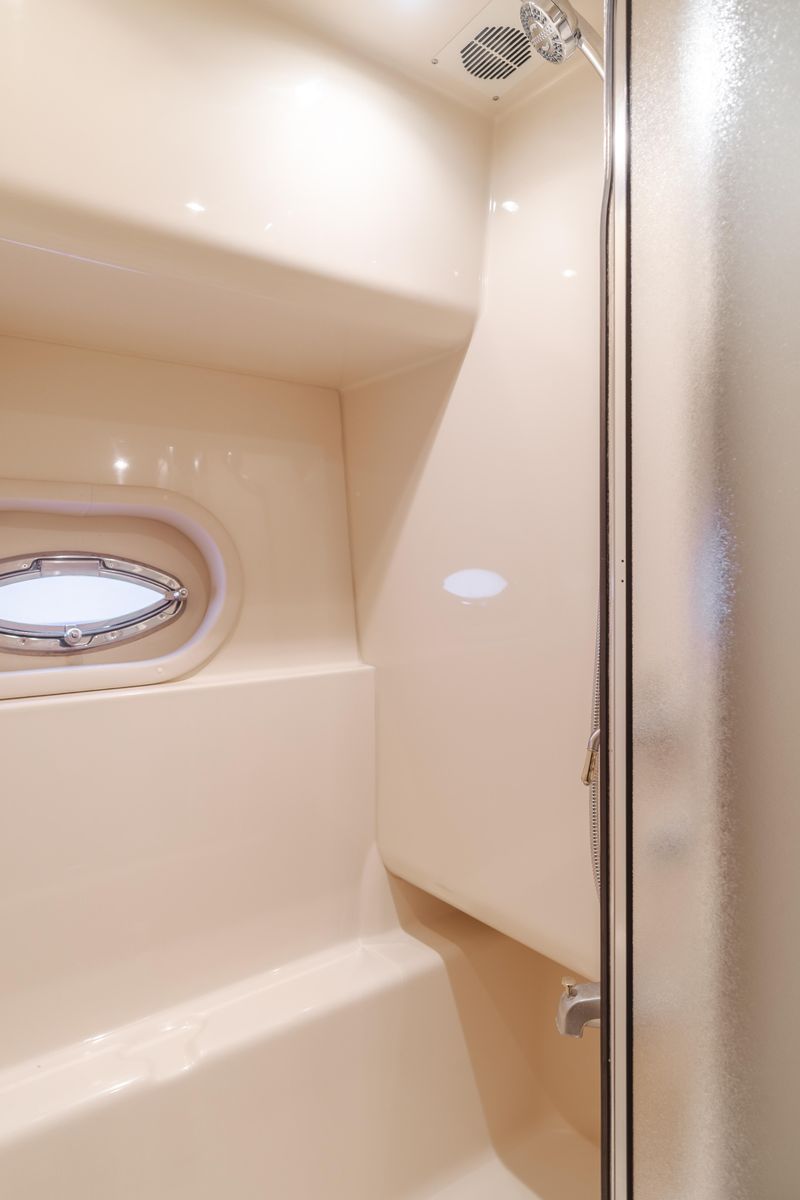 2004 Meridian 54 