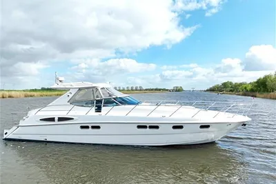 2002 Sealine S48