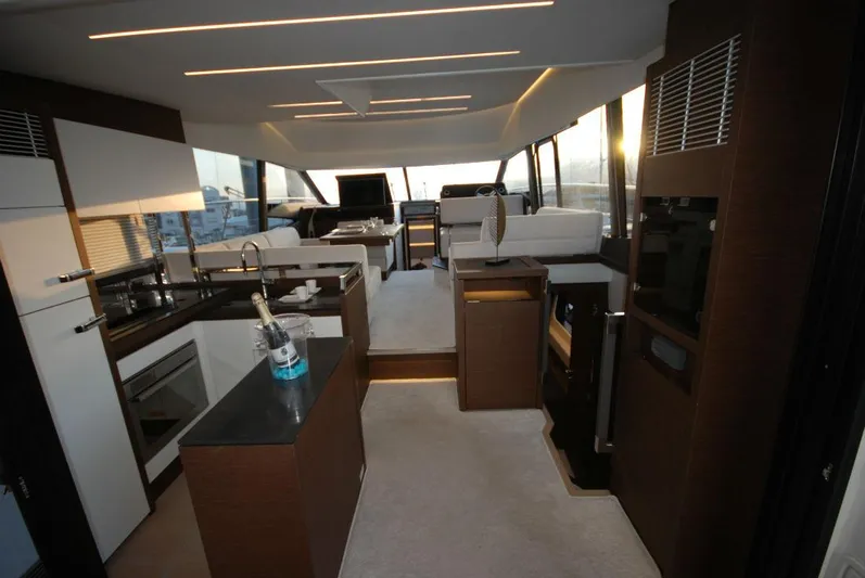 Romia Yacht Photos Pics 