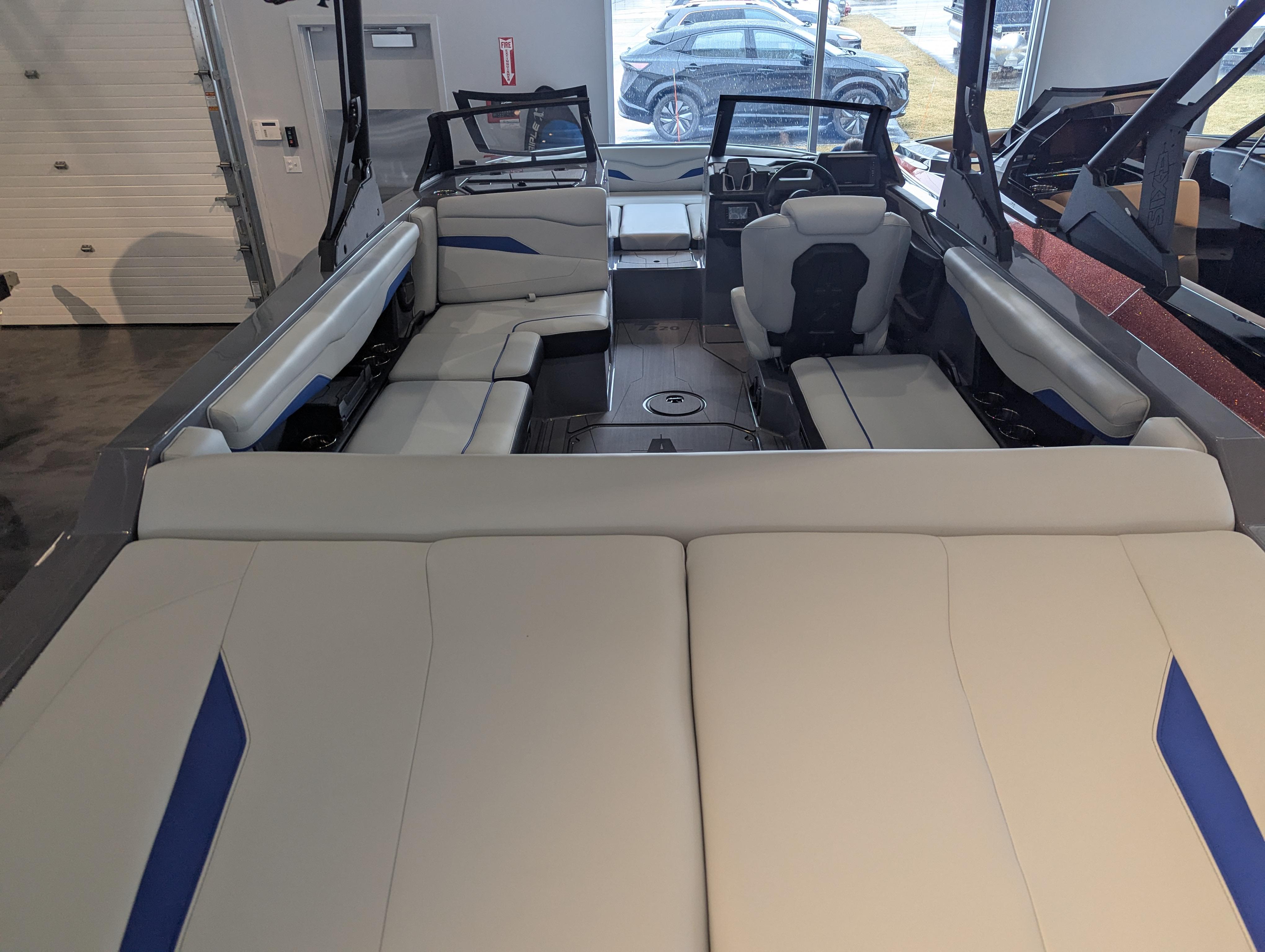 2025 Axis T220 boat interior with spacious seating and modern design.