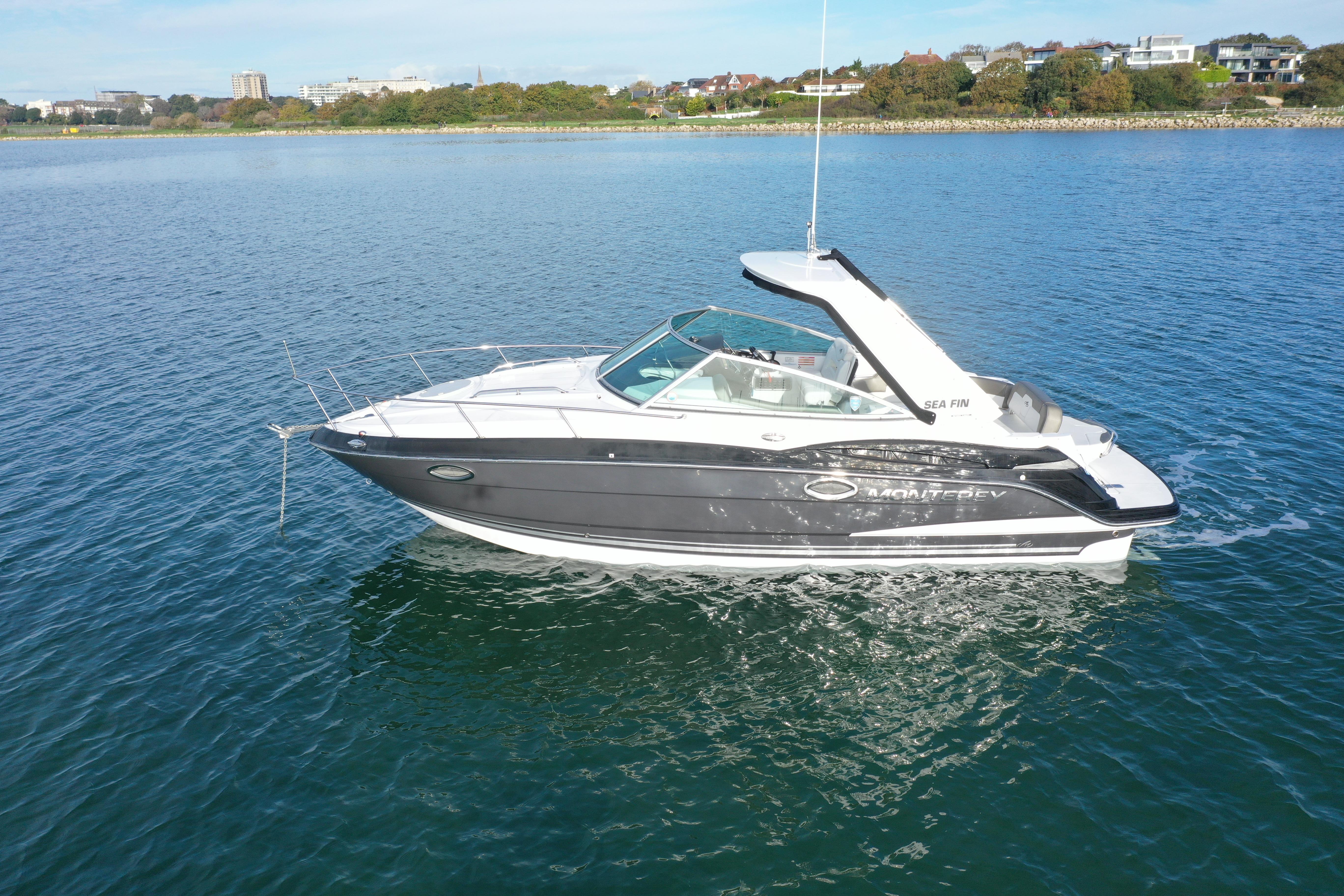 Monterey 275 Sport Yacht