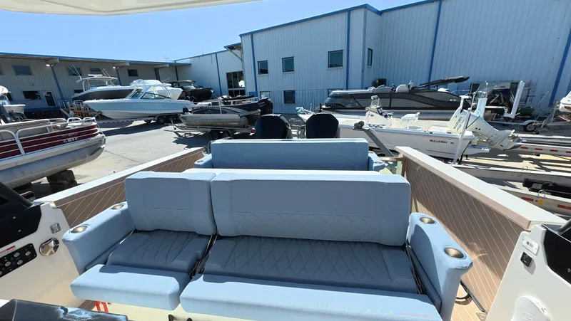 Trasea Yacht Photos Pics Interior of Saxdor SX 320 GTO 2025 with blue seating.