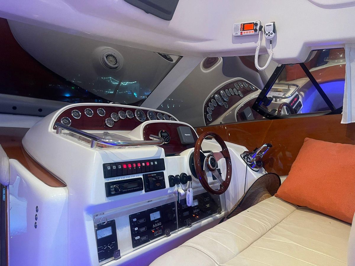 2006 Prestige 46 