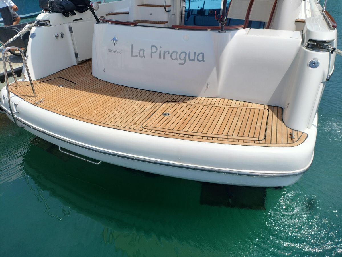 2006 Prestige 46 