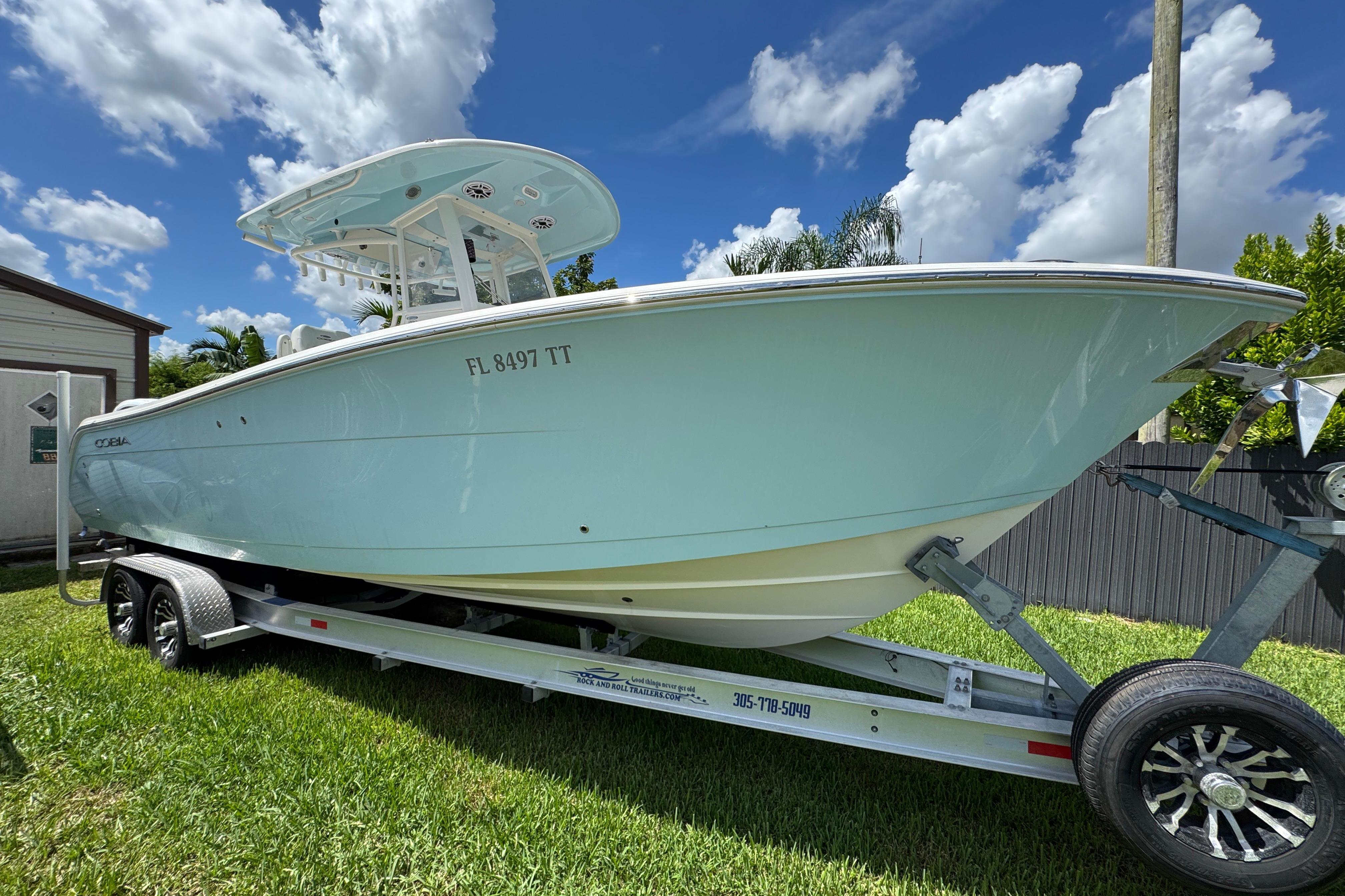 Cobia 280 Center Console