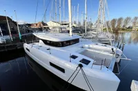 Lagoon 43