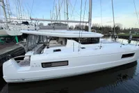 Lagoon 43
