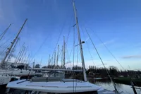 Lagoon 43