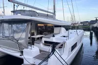 Lagoon 43