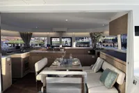 Lagoon 43