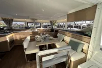 Lagoon 43