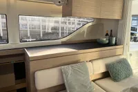 Lagoon 43