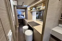 Lagoon 43