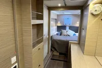 Lagoon 43