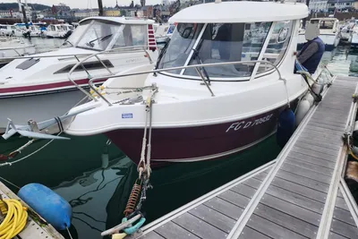 2009 Arvor 230 AS