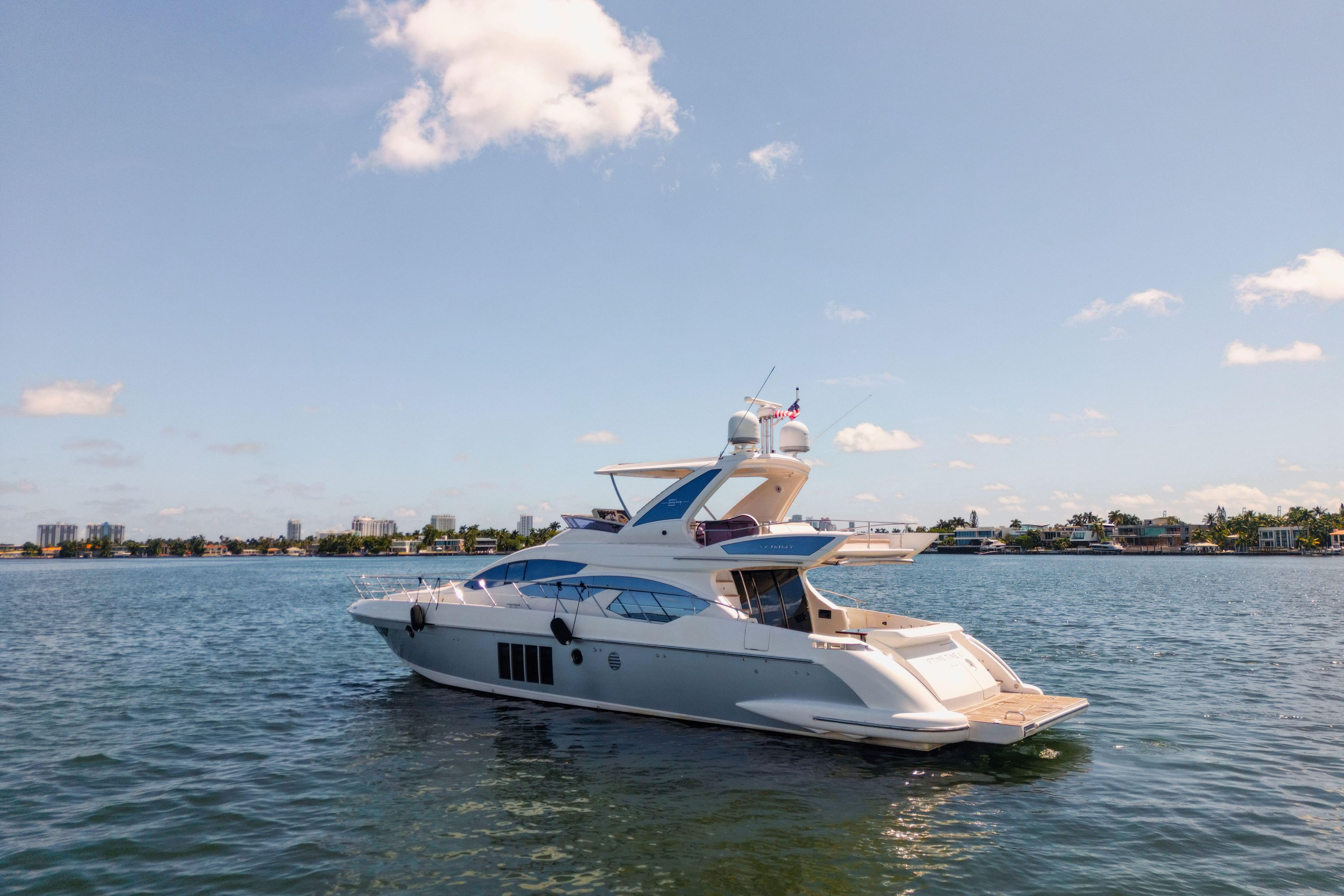 2016 Azimut 64 