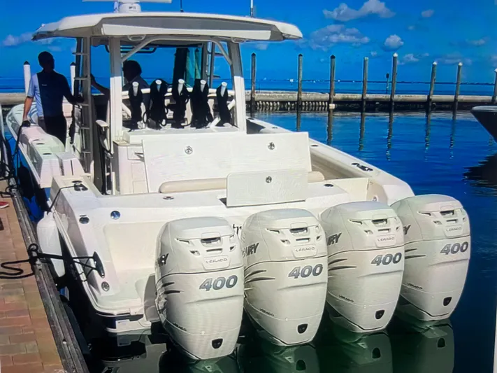  Yacht Photos Pics Factory Quad 400&rsquo;s