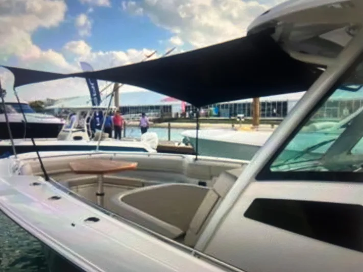  Yacht Photos Pics Bow Sun Shade