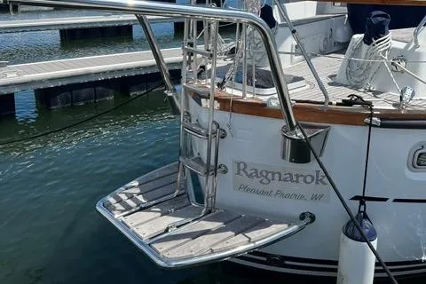 Ragnarok Yacht Photos Pics 