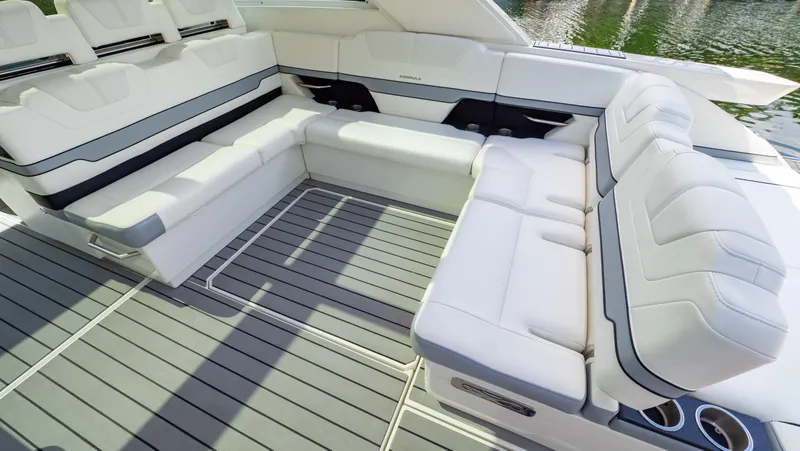  Yacht Photos Pics Luxurious seating area on 2021 Formula 430 Super Sport Crossover boat.