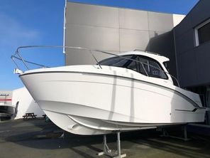 2023 Beneteau Antares 7 OB