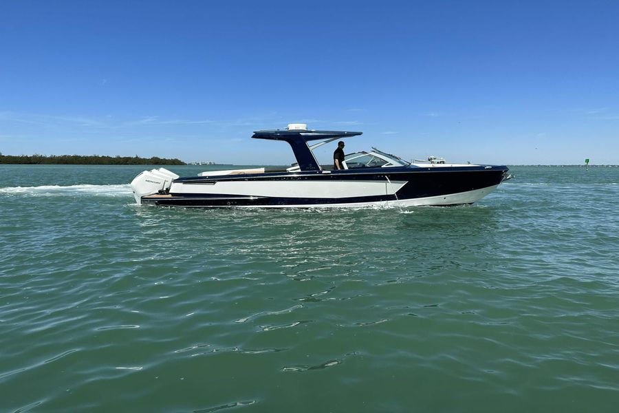 2020 Aviara AV36 OB