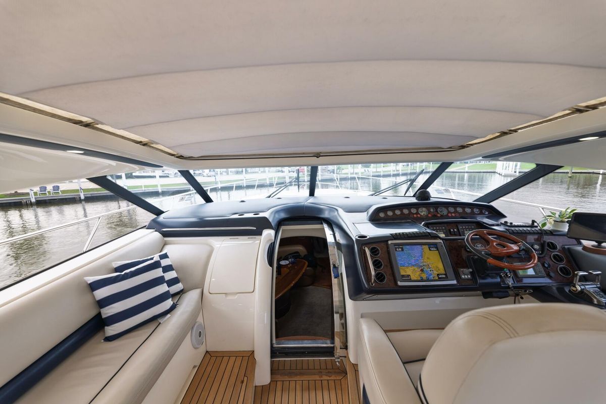 2005 Princess 58 
