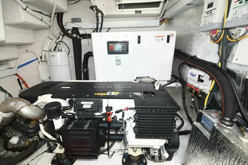 Grateful III Yacht Photos Pics Kohler Generator