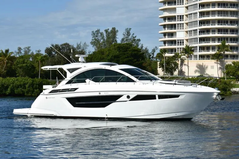Grateful III Yacht Photos Pics Starboard Profile