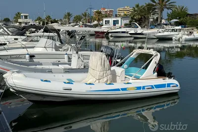 2004 Custom STINGHER 606 XS