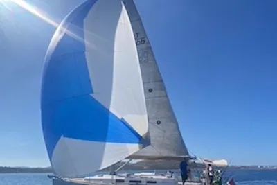 Dufour 40 Performance