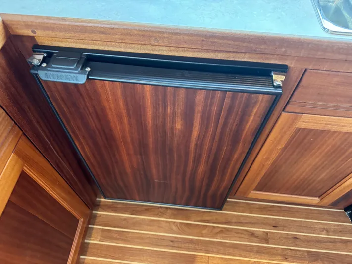 Pharm Life Yacht Photos Pics 