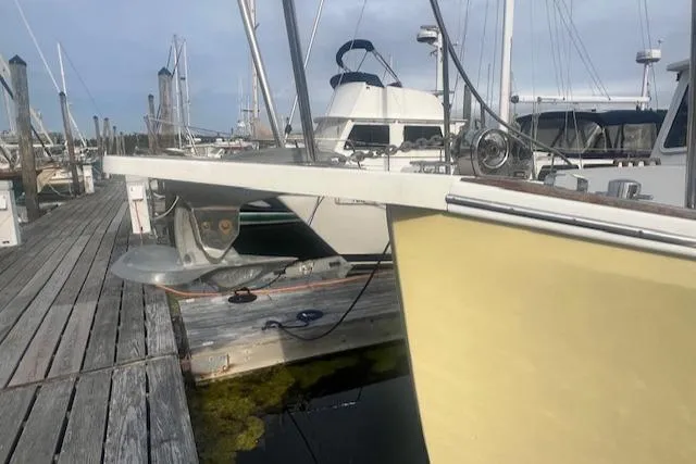 Fairlight Yacht Photos Pics 