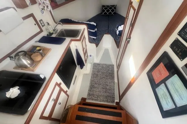 Fairlight Yacht Photos Pics 