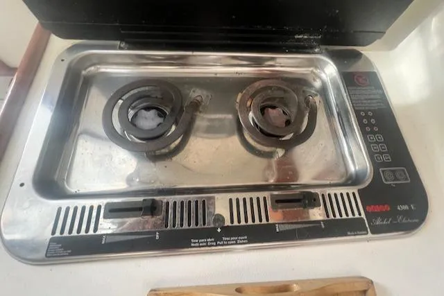 Fairlight Yacht Photos Pics 