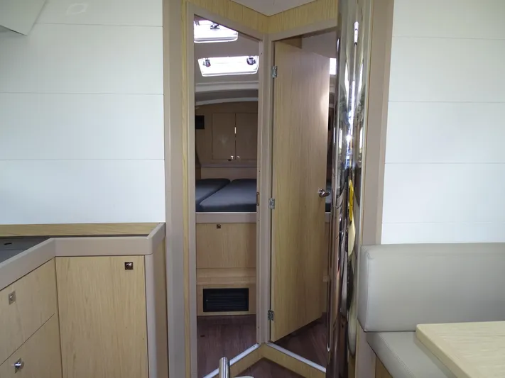 Jeannie Joy Yacht Photos Pics 