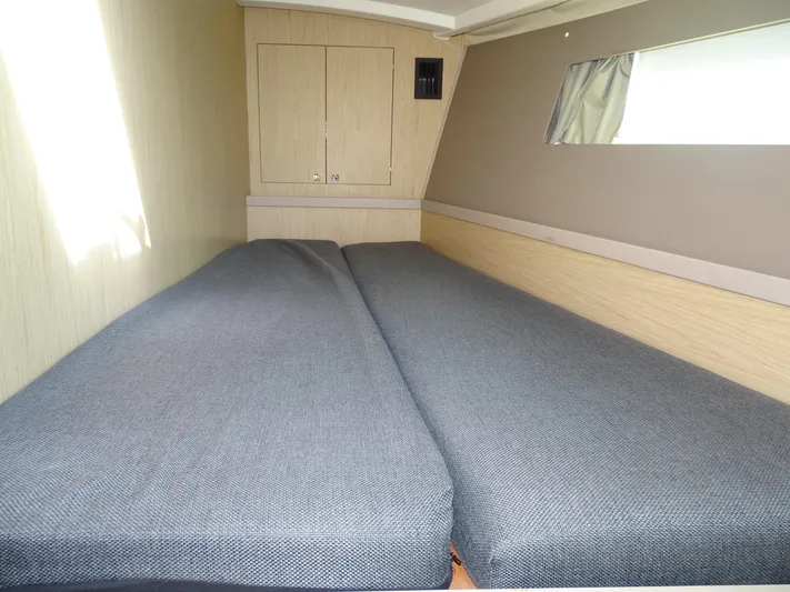 Jeannie Joy Yacht Photos Pics 