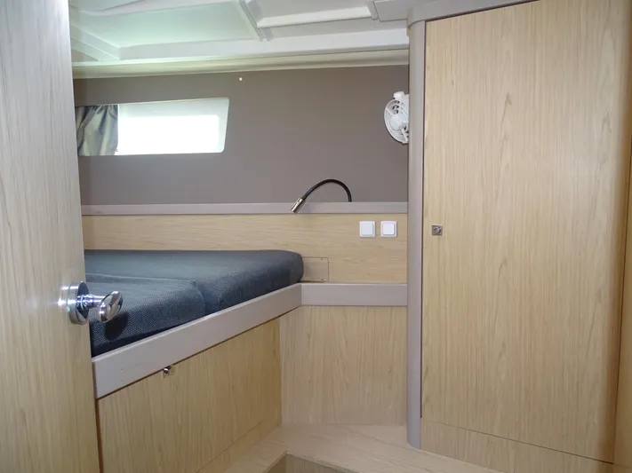 Jeannie Joy Yacht Photos Pics 